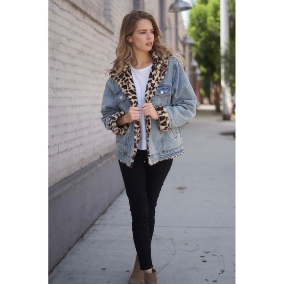Reversible Denim Jacket w/ Leopard Print Fur - Picture 3 of 8